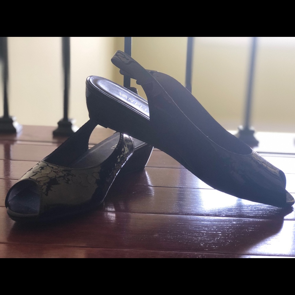 Van Eli Low Slingback Wedges